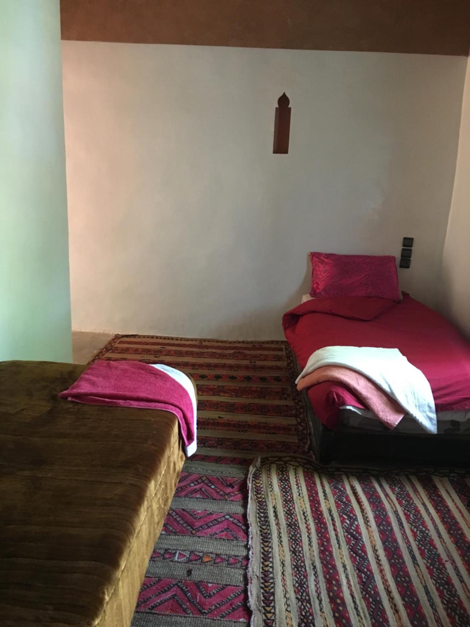 Maison D'hôtes Dar Afra Ait Ziri Exterior foto