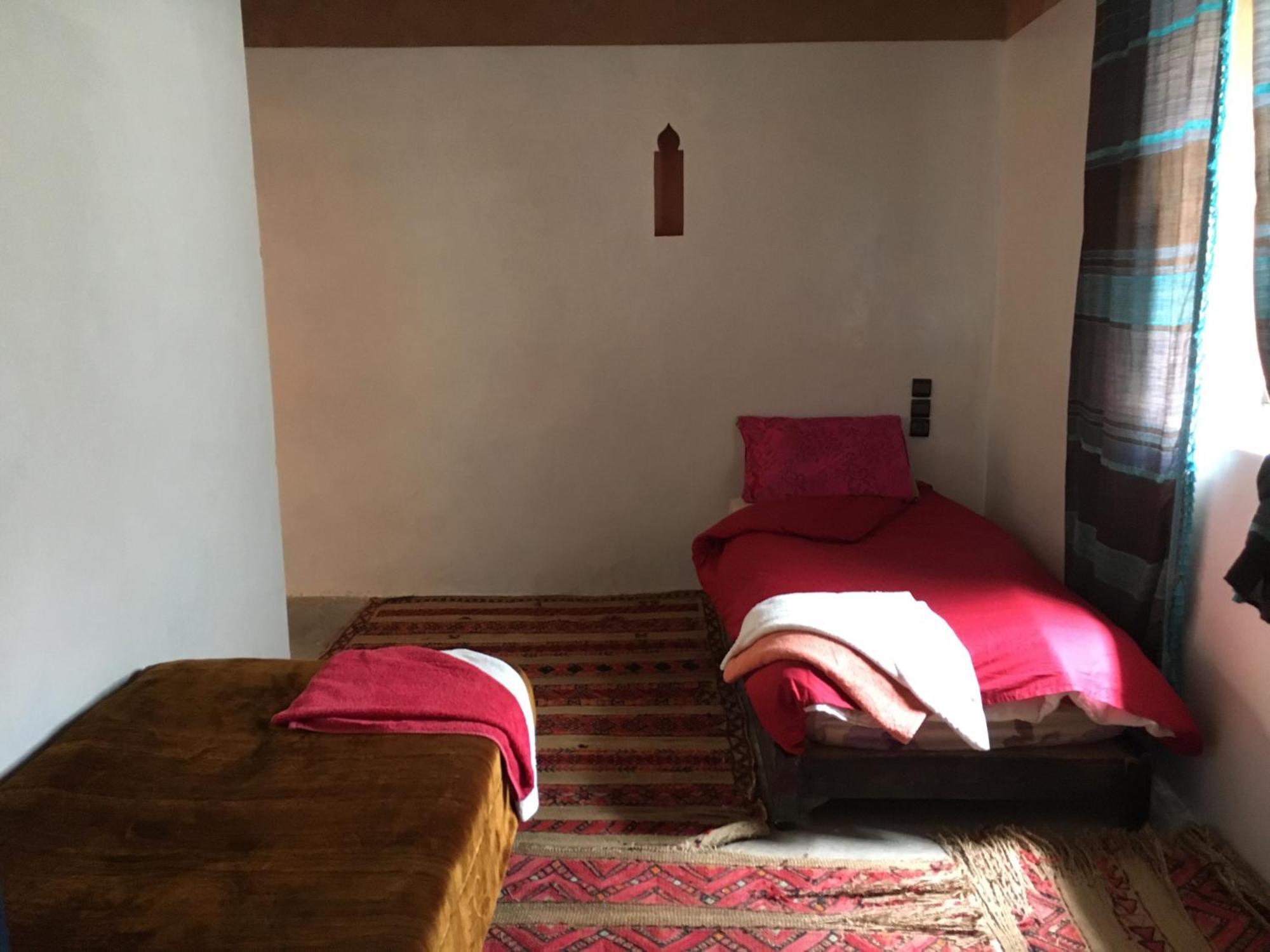 Maison D'hôtes Dar Afra Ait Ziri Exterior foto